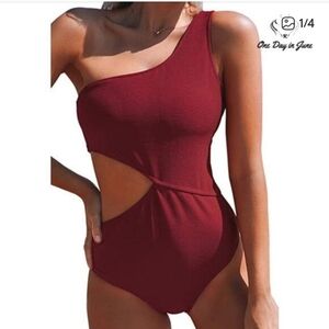 New Cupshe Swimsuit